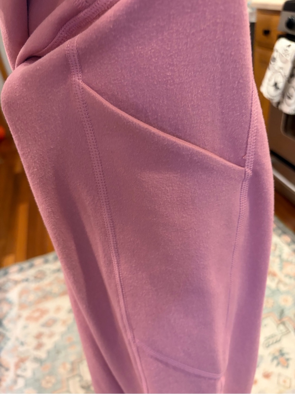 FIGS Chalk Pink Leggings Nursing - Picture 9 of 9